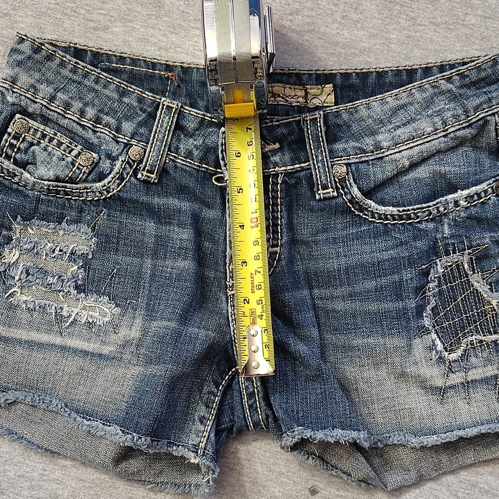 Denim Distressed Women's Shorts BKE BY BUCKLE FRAYED - Picture 14 of 16